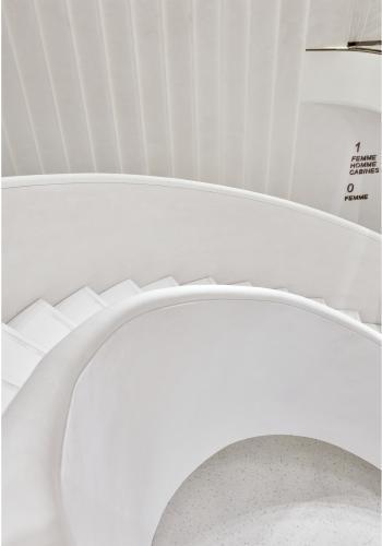 White spiral stairs- Inditex